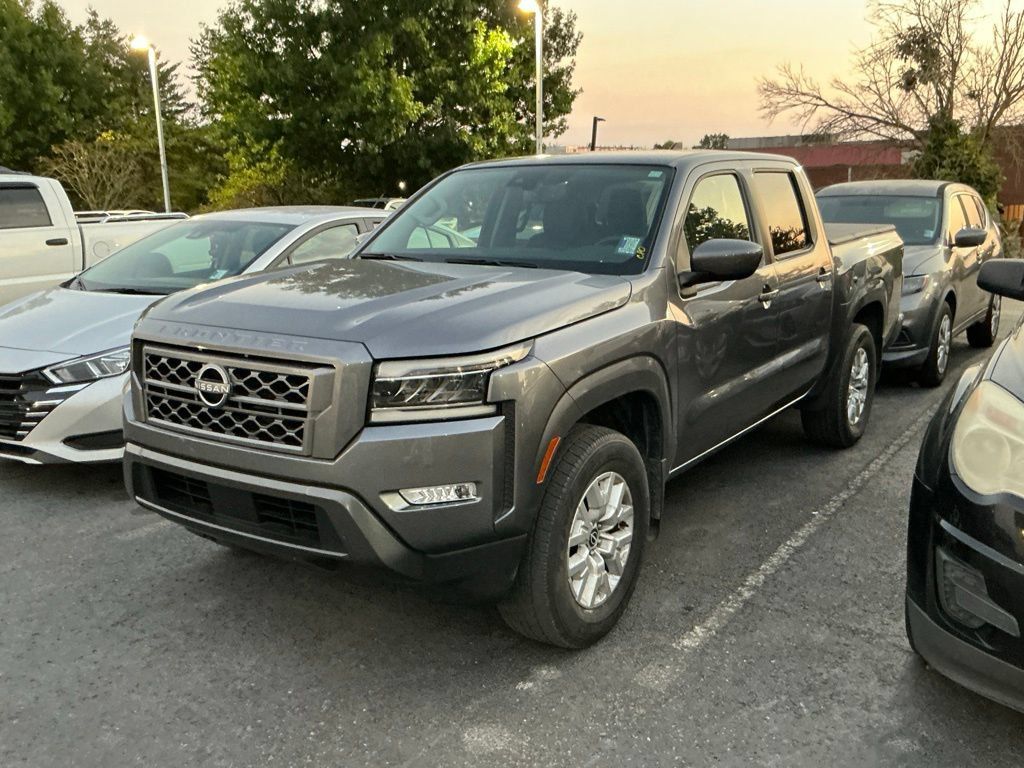 Used 2022 Nissan Frontier SV w/ SV Premium Package RWD image 2
