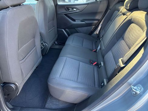 Used 2025 Chevrolet Equinox LT image 22