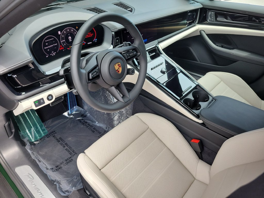 New 2026 Porsche Panamera 4 AWD/4WD image 4