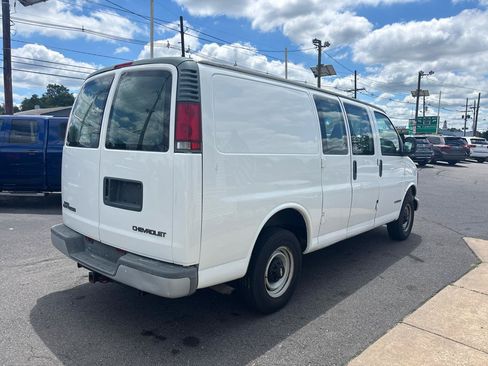 Used 2002 Chevrolet Express 2500 RWD image 6
