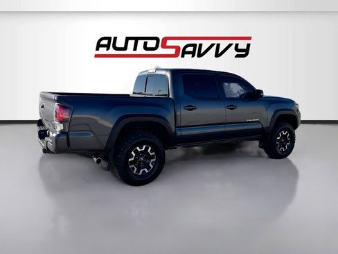 Used 2021 Toyota Tacoma TRD Off-Road w/ Technology Package image 7