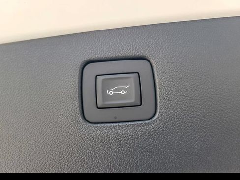 New 2026 Buick Envista Sport Touring FWD image 23