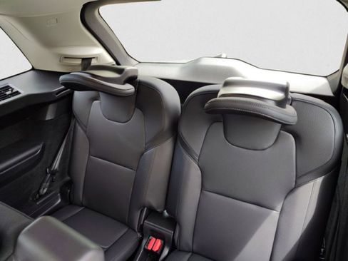 Used 2024 Volvo XC90 B6 Plus w/ Protection Package Premier image 19