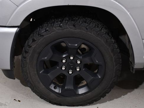 Used 2025 RAM 1500 Big Horn AWD/4WD image 23