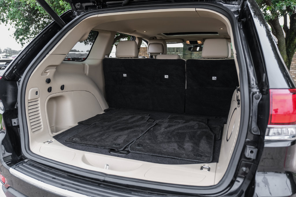 Used 2022 Jeep Grand Cherokee Limited w/ Tech Group RWD image 60