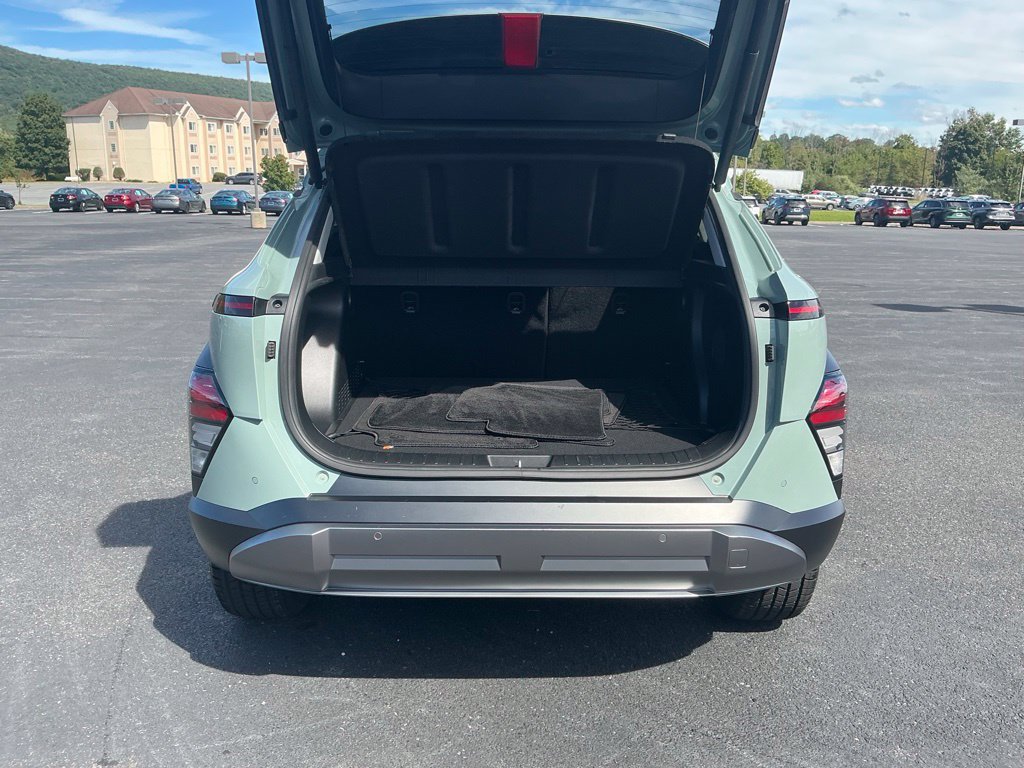 Certified 2024 Hyundai Kona Limited AWD/4WD image 9