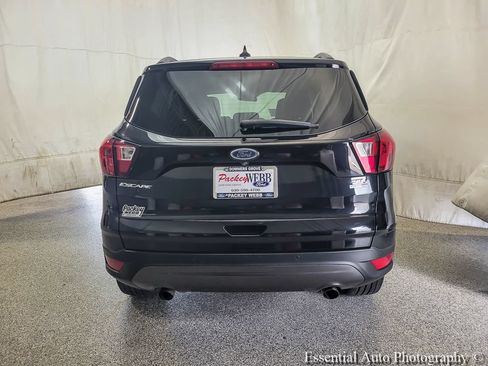 Used 2019 Ford Escape SEL AWD/4WD image 6