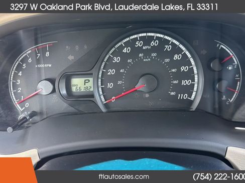 Used 2012 Toyota Sienna LE FWD image 49