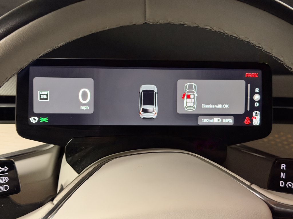 Certified 2025 Volvo EX90 Plus AWD/4WD image 17