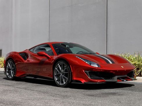 Used 2019 Ferrari 488 Pista Coupe image 40
