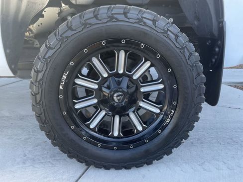 Used 2020 Toyota Tundra SR5 w/ TRD Off-Road Package image 8