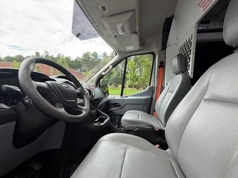 Used 2019 Ford Transit 150 148 Medium Roof RWD image 14
