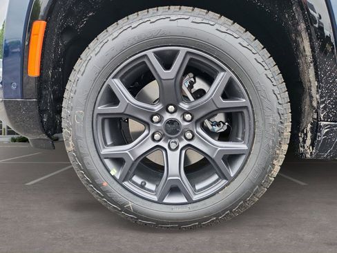 New 2026 Jeep Grand Wagoneer 4WD image 10