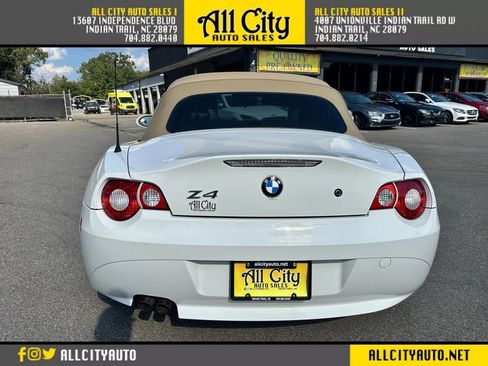 Used 2005 BMW Z4 2.5i image 6