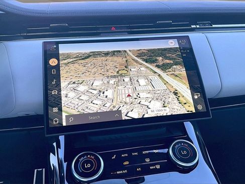 Used 2023 Land Rover Range Rover Sport SE Dynamic image 6