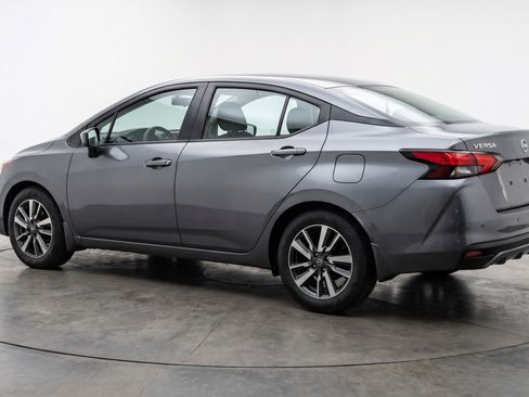Used 2025 Nissan Versa SV FWD image 6