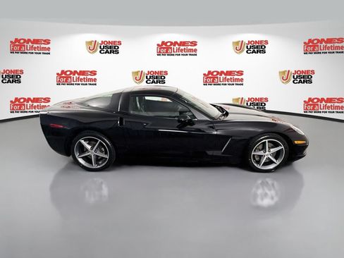 Used 2011 Chevrolet Corvette Coupe w/ 1LT RWD image 15
