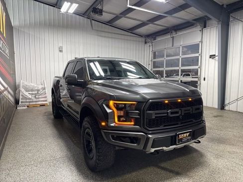 Used 2018 Ford F150 Raptor w/ Equipment Group 802A Luxury image 32