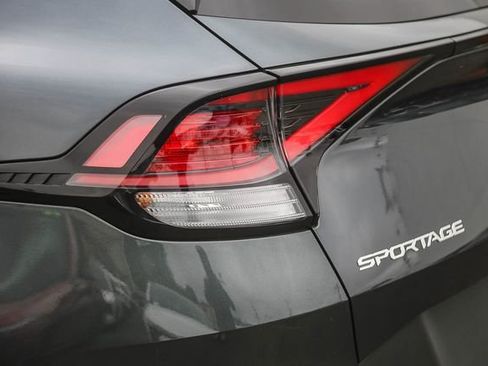 Certified 2023 Kia Sportage X-Line w/ X-Line Premium Package AWD/4WD image 9