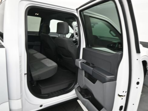 Used 2023 Ford F150 XLT RWD image 12
