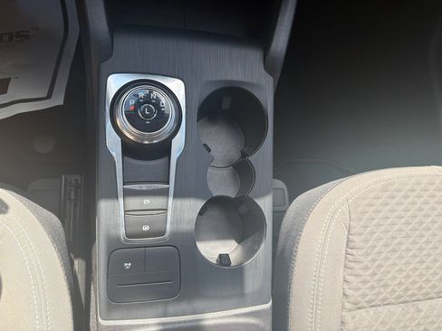 Used 2021 Ford Escape SE w/ SE Sport Appearance Package FWD image 15