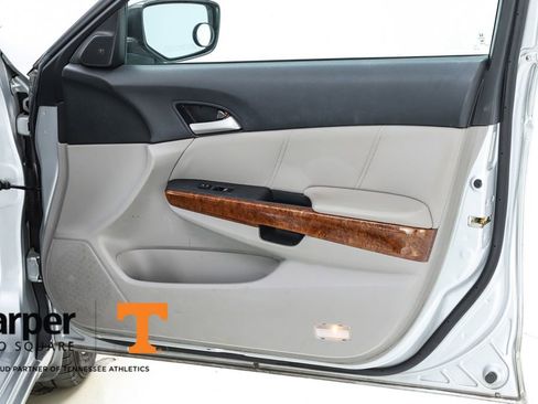 Used 2012 Honda Accord EX-L image 31