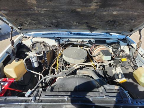 Used 1987 Chevrolet Blazer 4WD image 44