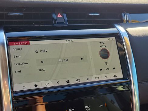 Used 2020 Land Rover Discovery Sport S image 24