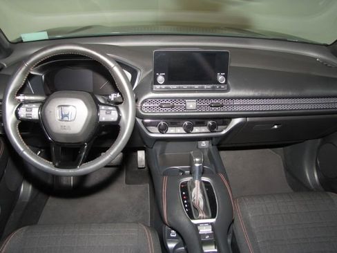 Certified 2023 Honda HR-V Sport image 13