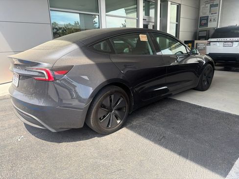 Used 2024 Tesla Model 3 Standard Range RWD image 3