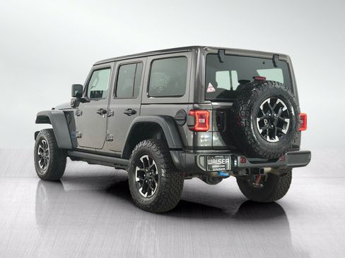 Used 2025 Jeep Wrangler Unlimited Rubicon 4xe w/ Convenience Group AWD/4WD image 3
