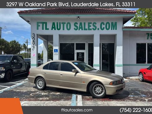 Used 2001 BMW 525i Sedan image 1