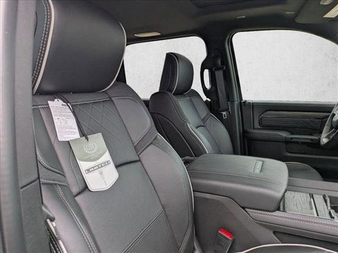 New 2026 RAM 2500 Limited AWD/4WD image 15