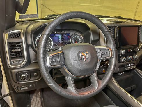 New 2026 RAM 1500 Express AWD/4WD image 21