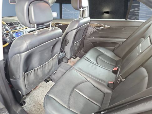 Used 2007 Mercedes-Benz E 350 Sedan image 11