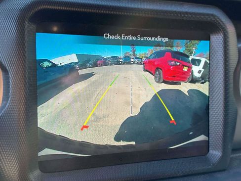 Used 2021 Jeep Wrangler Unlimited Rubicon 4xe w/ Steel Bumper Group image 25