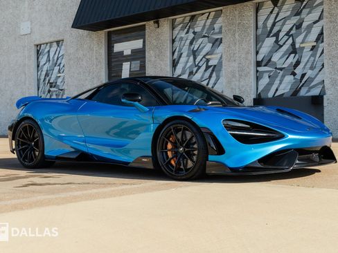 Used 2022 McLaren 765LT RWD image 18