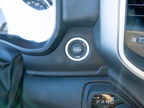 New 2026 RAM 1500 4x4 Crew Cab image 22