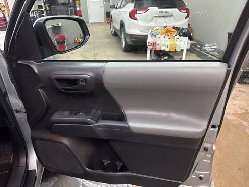 Used 2023 Toyota Tacoma SR AWD/4WD image 25