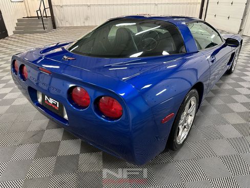 Used 2002 Chevrolet Corvette Convertible w/ Preferred Equipment Group2 RWD image 8