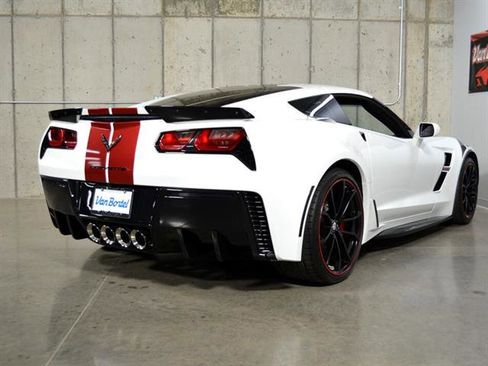 Used 2019 Chevrolet Corvette Grand Sport image 7