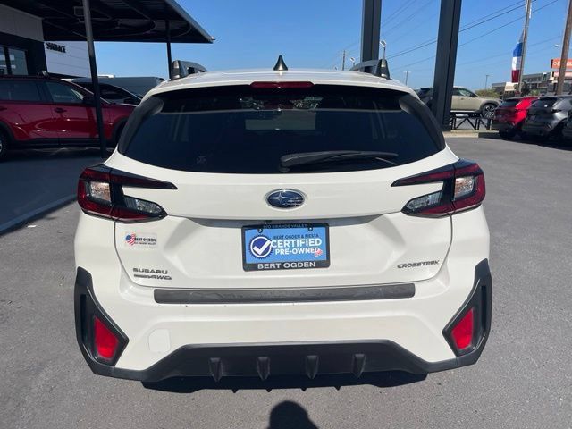 Used 2024 Subaru Crosstrek 2.0i Premium AWD/4WD image 6