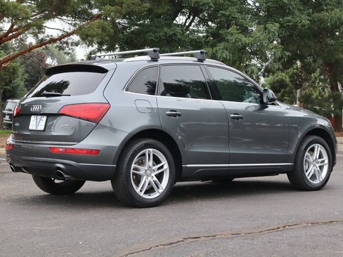 Used 2017 Audi Q5 2.0T Premium Plus w/ Technology Package AWD/4WD image 5