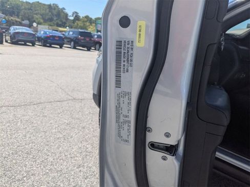 Used 2024 Jeep Compass Trailhawk image 29