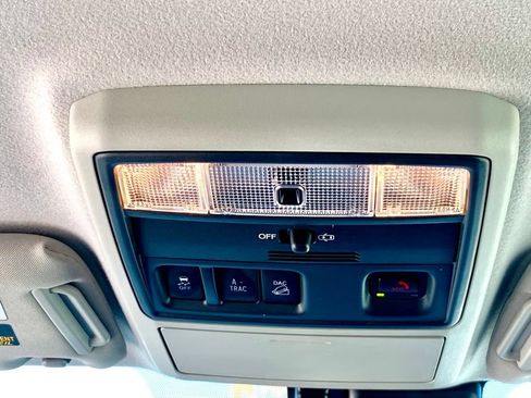 Used 2024 Toyota 4Runner SR5 AWD/4WD image 18