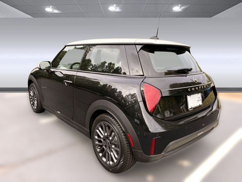 New 2026 MINI Cooper 2-Door Hardtop image 3