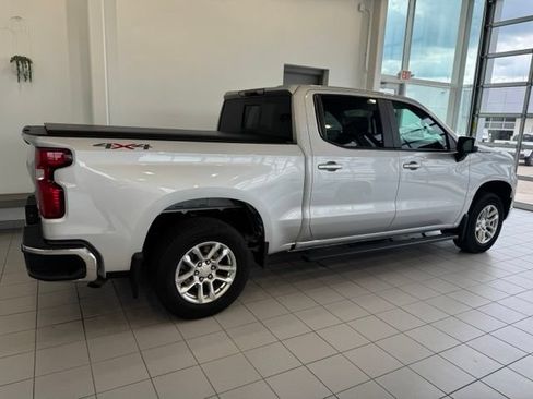 Certified 2022 Chevrolet Silverado 1500 LT w/ Leather Package AWD/4WD image 37