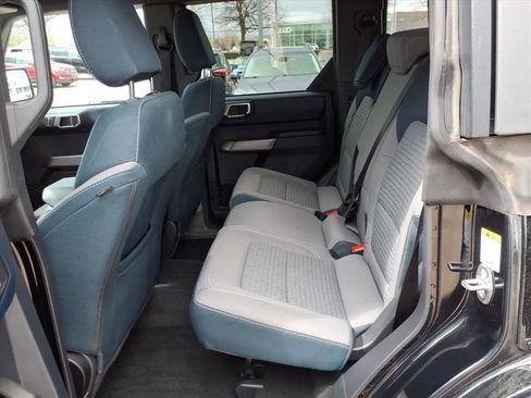 Used 2023 Ford Bronco Outer Banks image 12