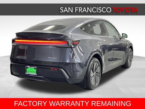 Used 2026 Tesla Model Y Long Range image 5