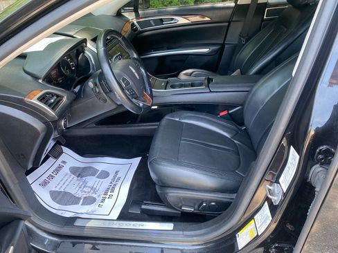 Used 2015 Lincoln MKZ w/ Equipment Group 102A Reserve FWD image 10